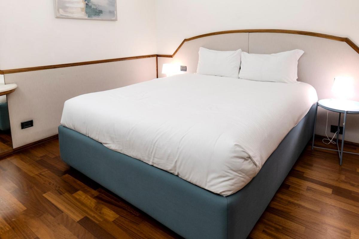 Restart Pantheon Apartment *