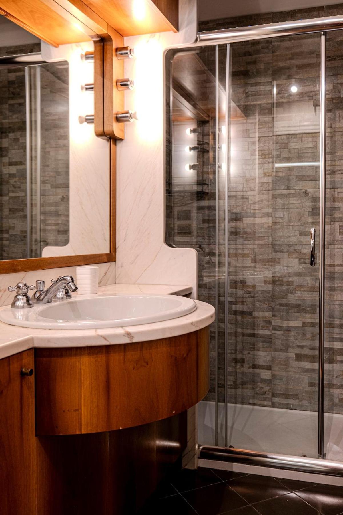 Restart Pantheon Apartment Rom